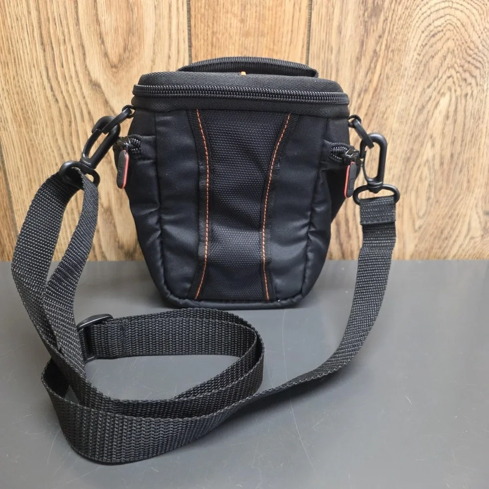 Case Logic Black DSLR SLR Camera Shoulder Bag Padded Carry Case Strap Compact